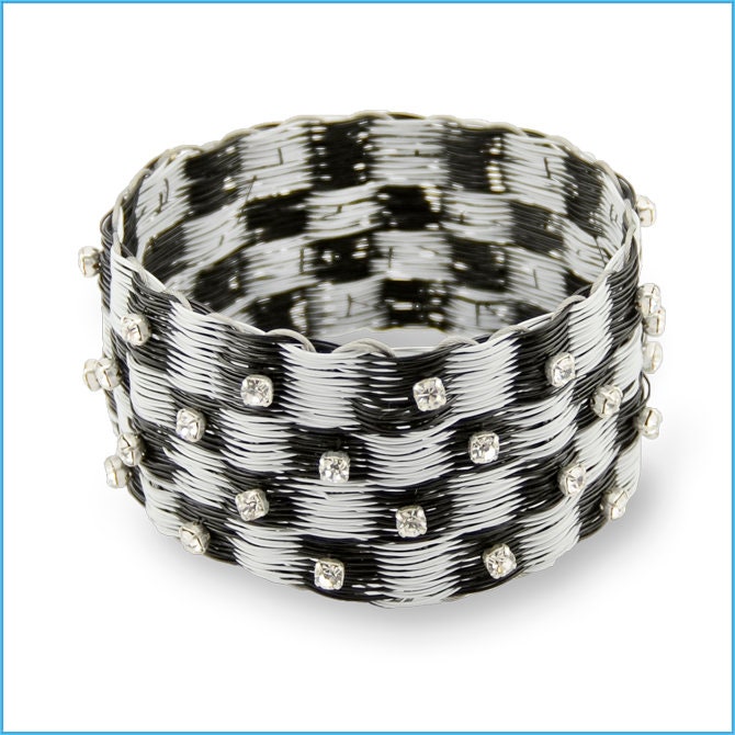 Beadalon 7 Strand Black .015" Stainless Steel Flex Wire Gem & Bead Stringing Wire (30ft)