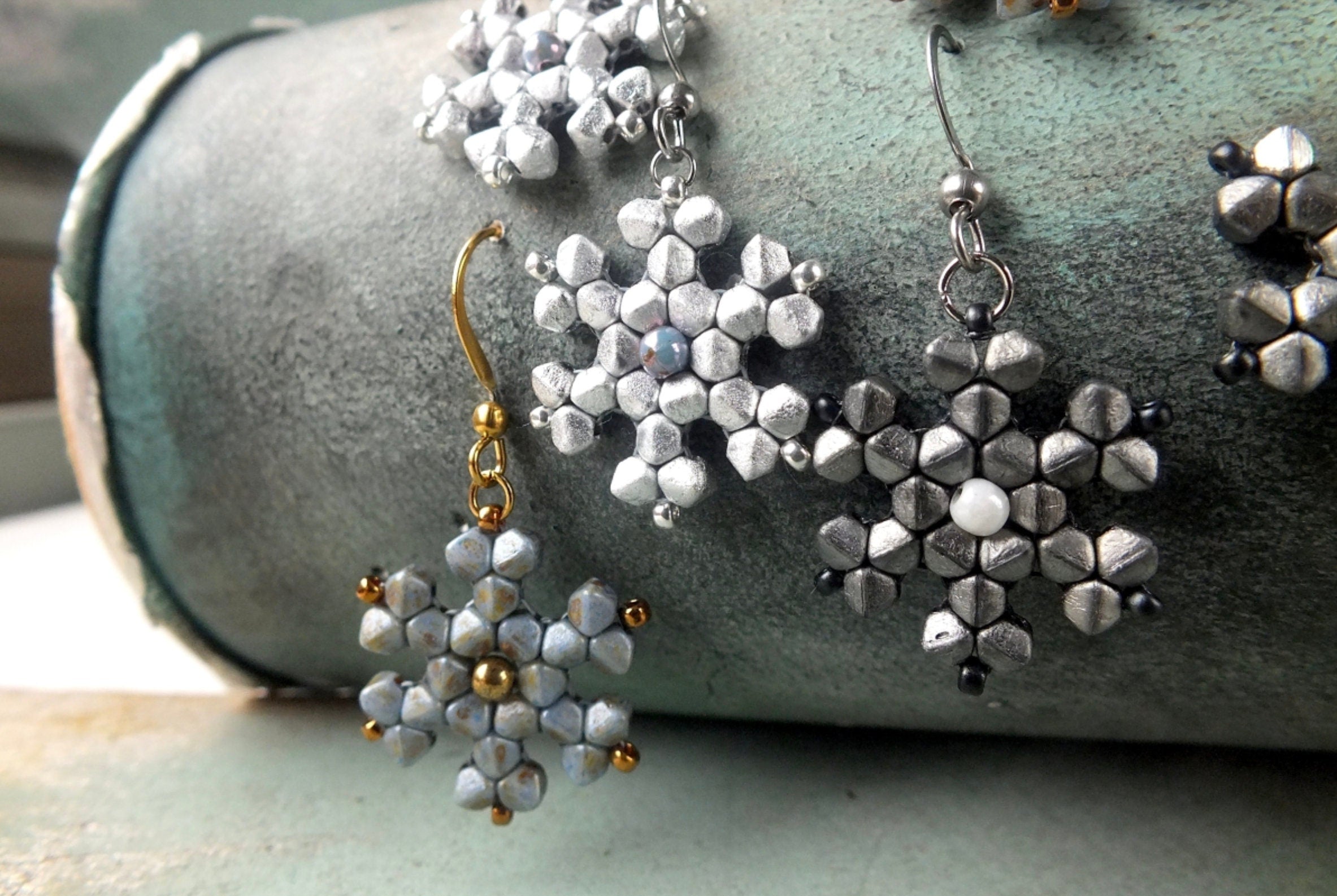 4x4mm Czech glass MINI Bicones - 50pc or 200pc - pressed glass bead * Crystal FULL LABRADOR - 4mm beads