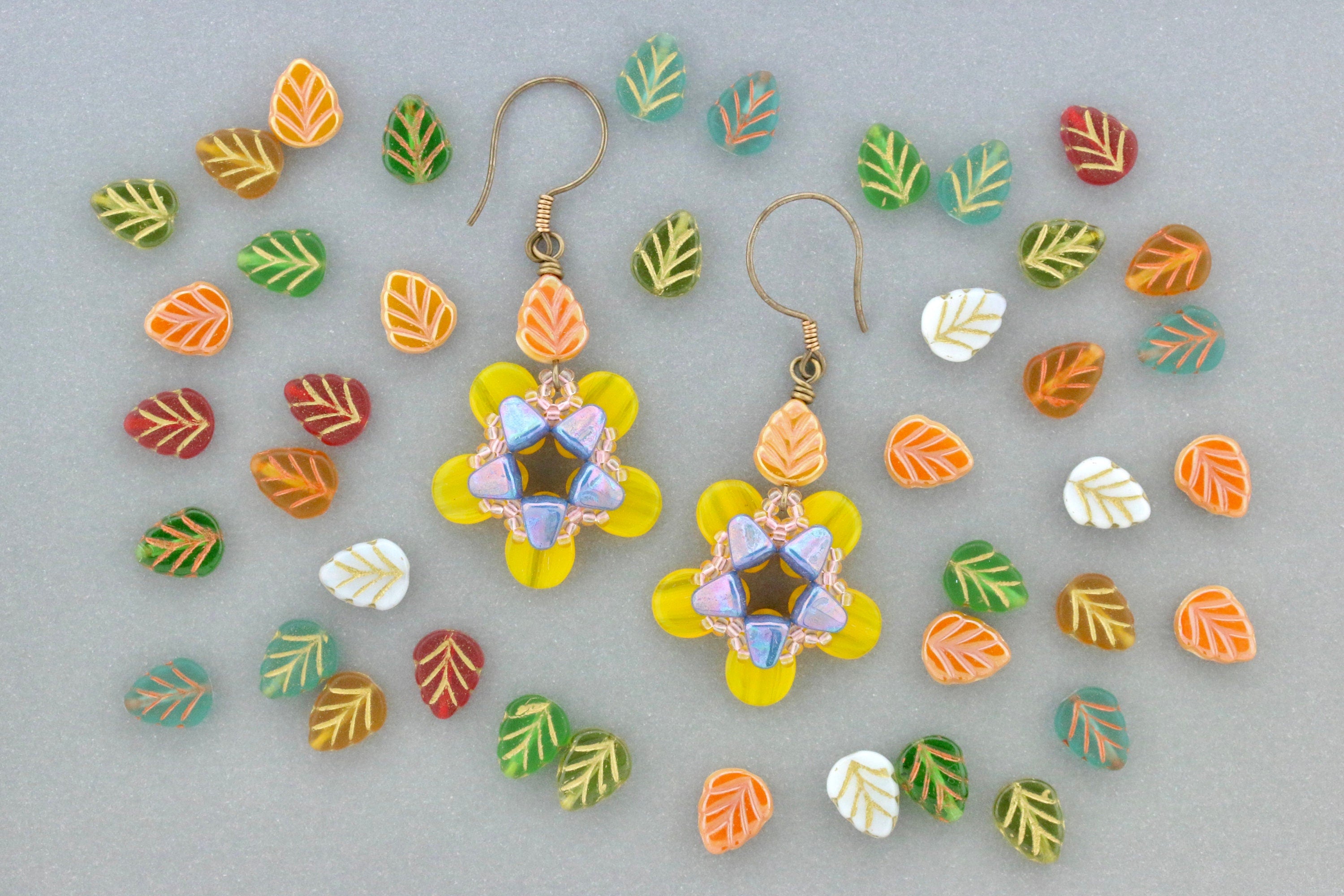 16pcs Leaf beads - Pressed Czech glass Mint Leaves - Transparent Green Colors with GOLD WASH - 10x8mm