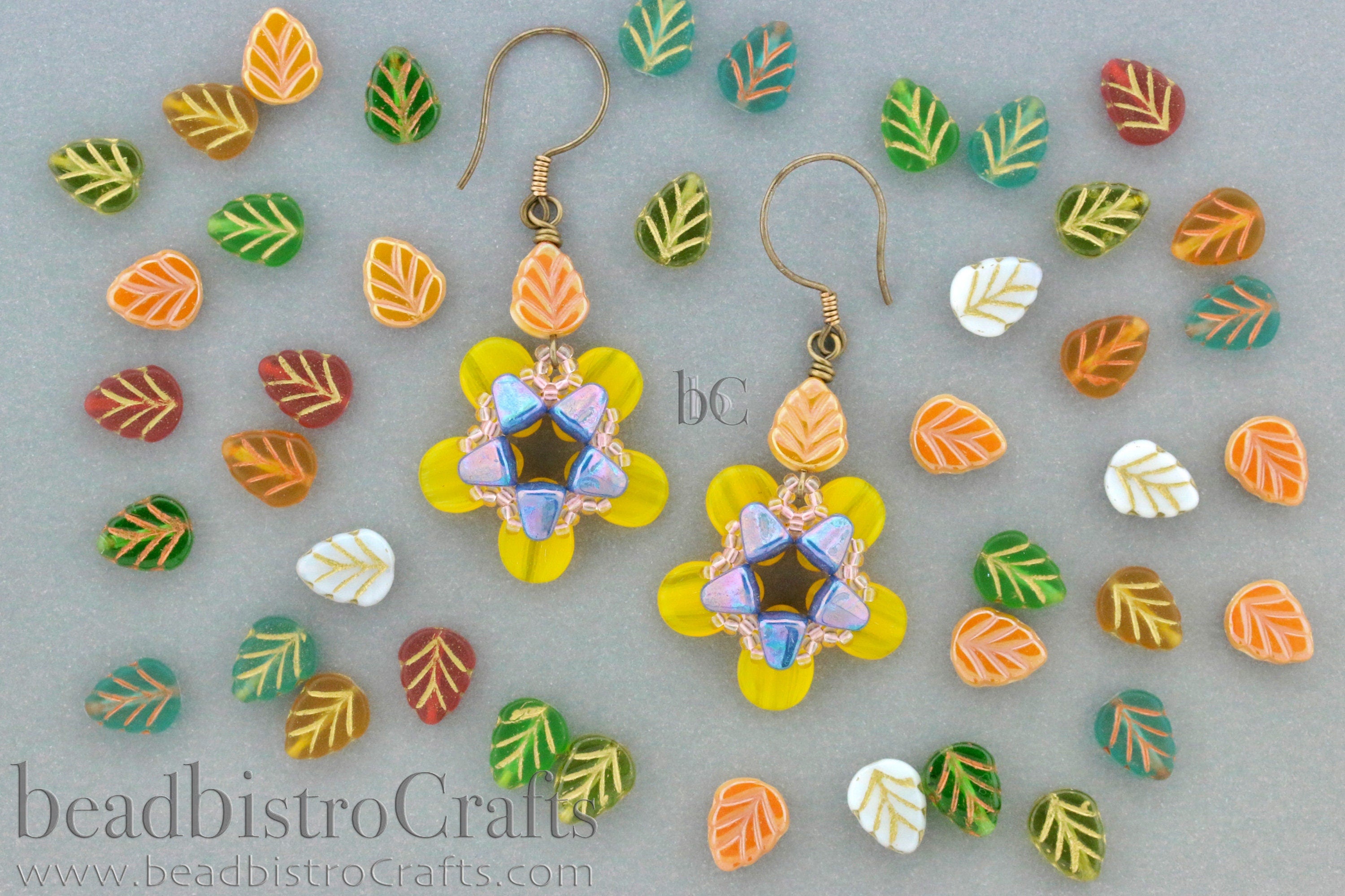 16pcs Leaf beads - Pressed Czech glass Mint Leaves - FULL APRICOT - 10x8mm