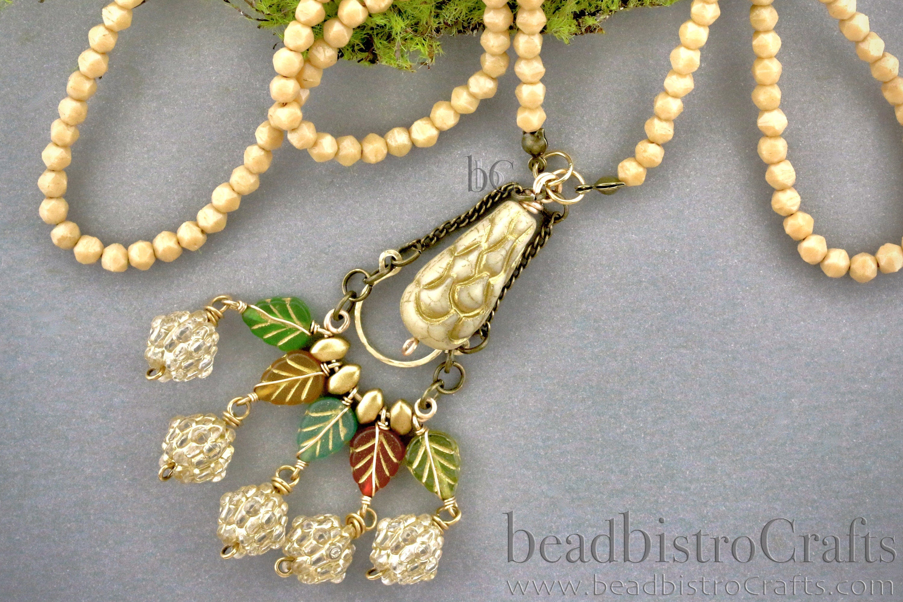 16pcs Leaf beads - Pressed Czech glass Mint Leaves - Transparent Green Colors with GOLD WASH - 10x8mm