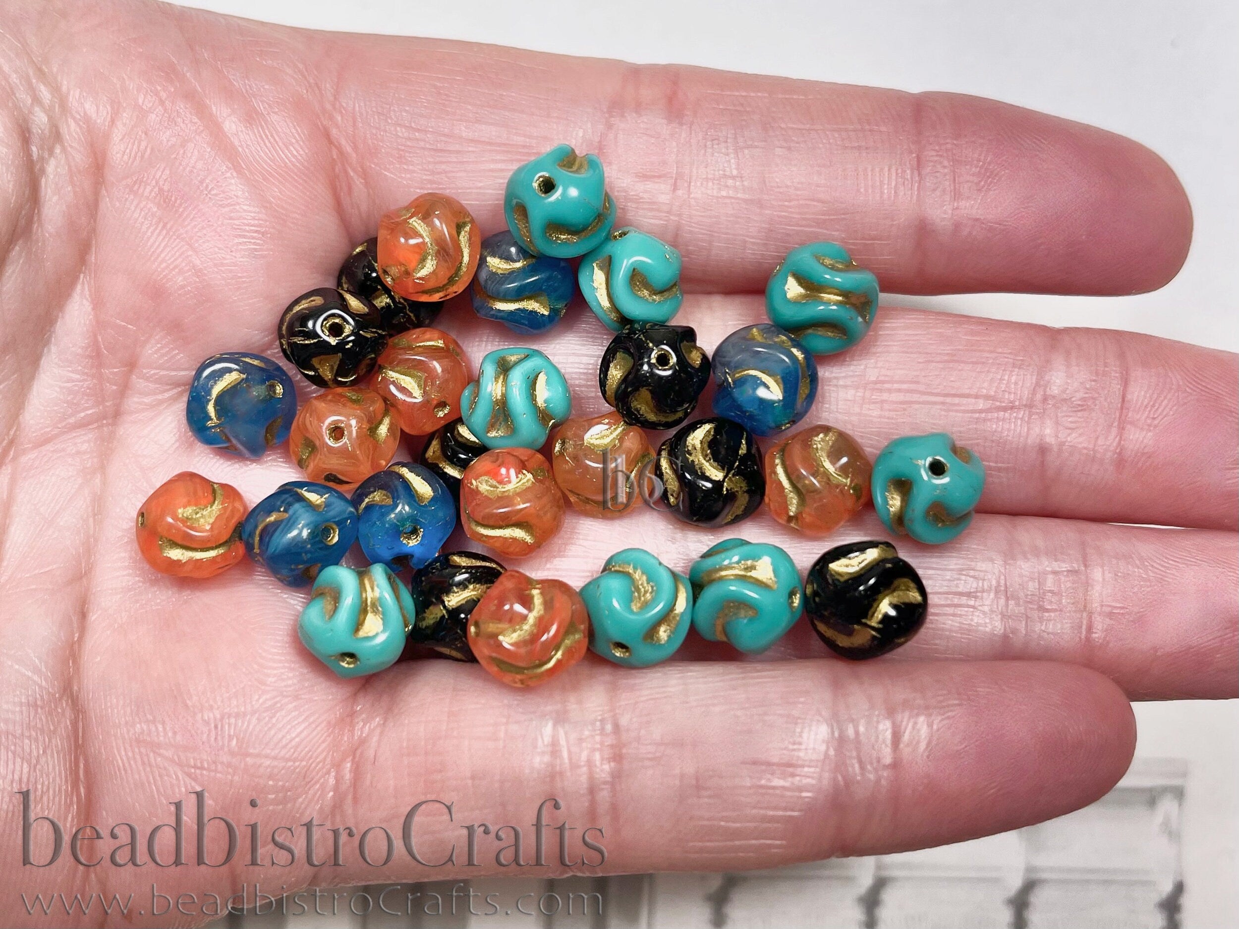 Love Knot Czech Beads - 15pcs Pressed Czech Glass Beads - CLOUDY CAPRI with GOLD Wash * 8x8mm