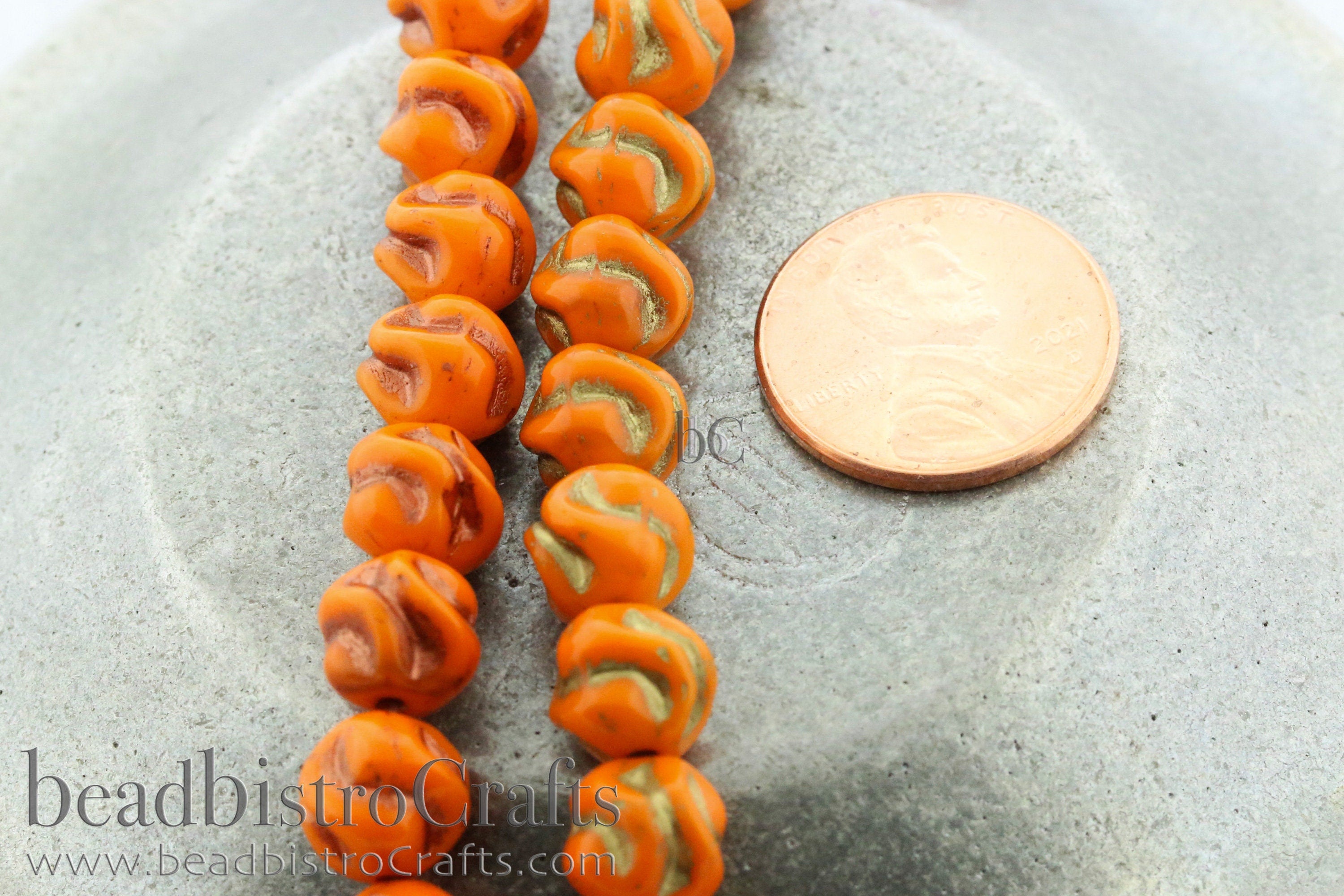 Love Knot Czech Beads - 15pcs Pressed Czech Glass Beads - Opaque Orange with COPPER Wash * 8x8mm