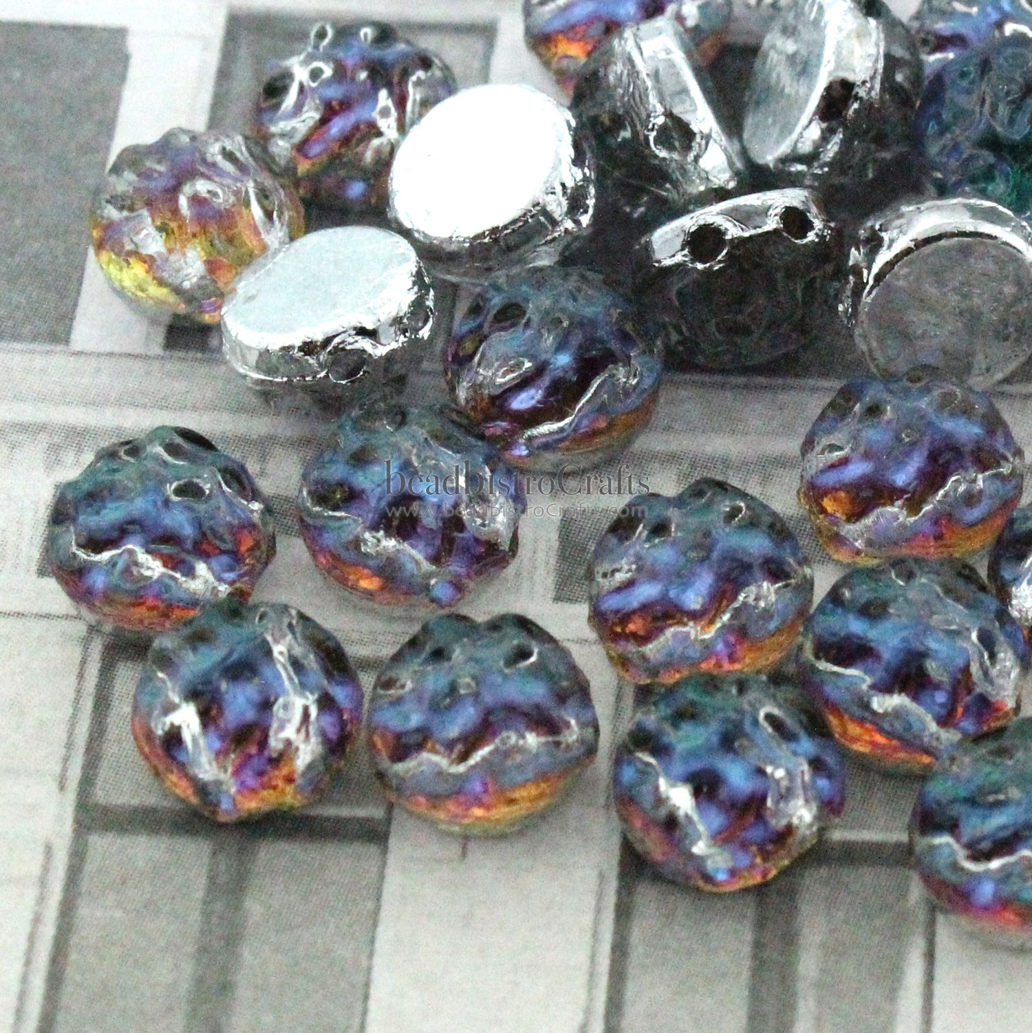 2-hole Cratered Cabochon Bead 7mm Backlit Petroleum Round Baroque Czech Glass Beads 20pcs