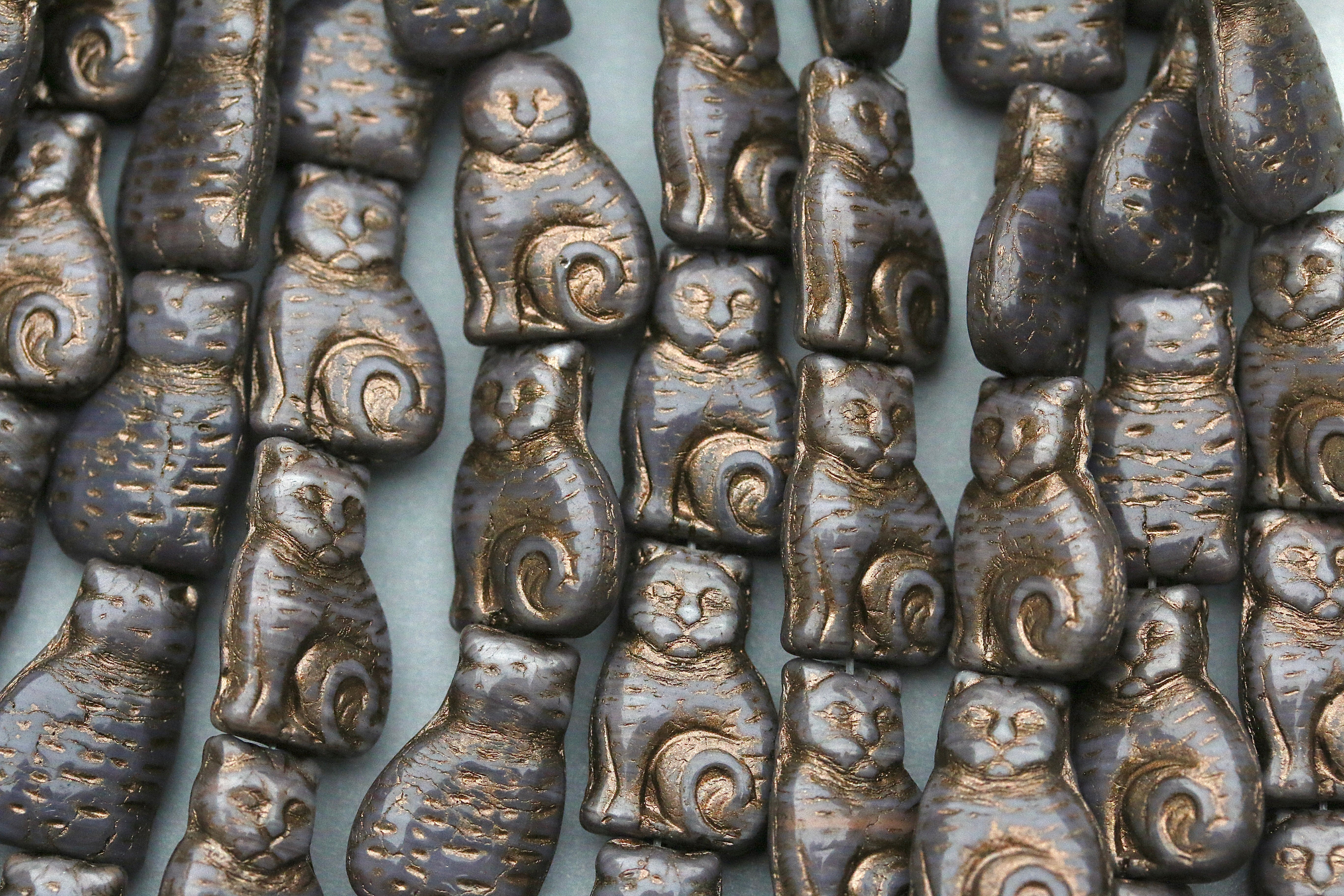 Czech Glass Cat Beads 17x11mm Silky Dark Grey Bronze Wash (4pcs)