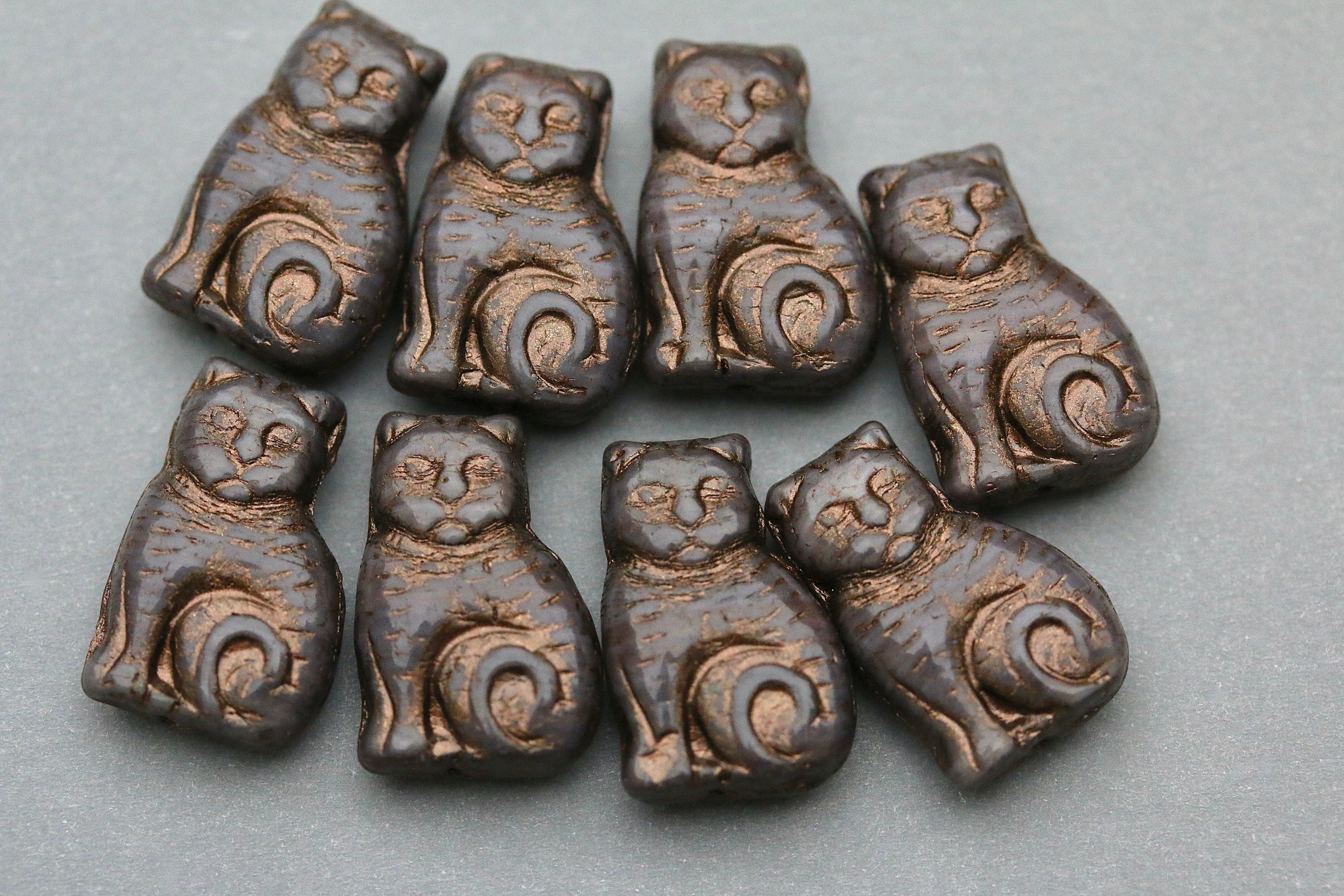 Czech Glass Cat Beads 17x11mm Silky Dark Grey Bronze Wash (4pcs)