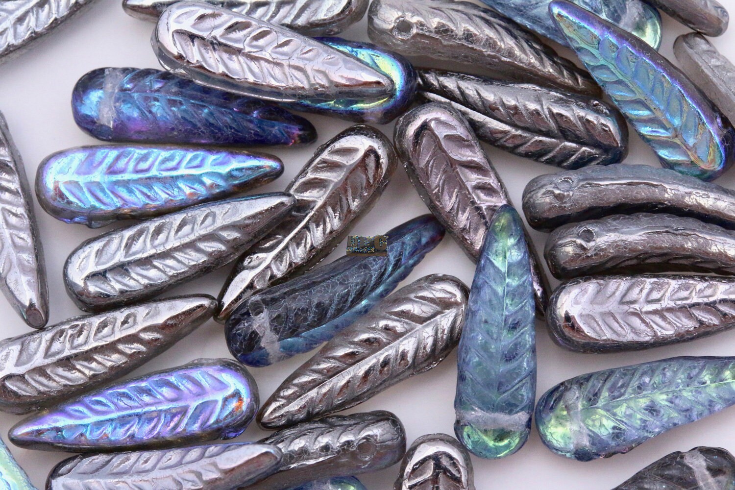 Czech Glass Bird Feather beads - 16 or 48pcs - Crystal GRAPHITE RAINBOW - 5x17mm - Czech glass Feather Daggers