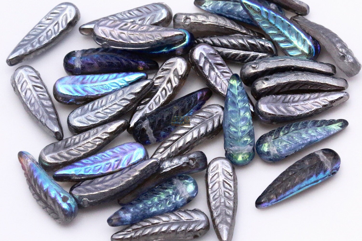 Czech Glass Bird Feather beads - 16 or 48pcs - Crystal GRAPHITE RAINBOW - 5x17mm - Czech glass Feather Daggers