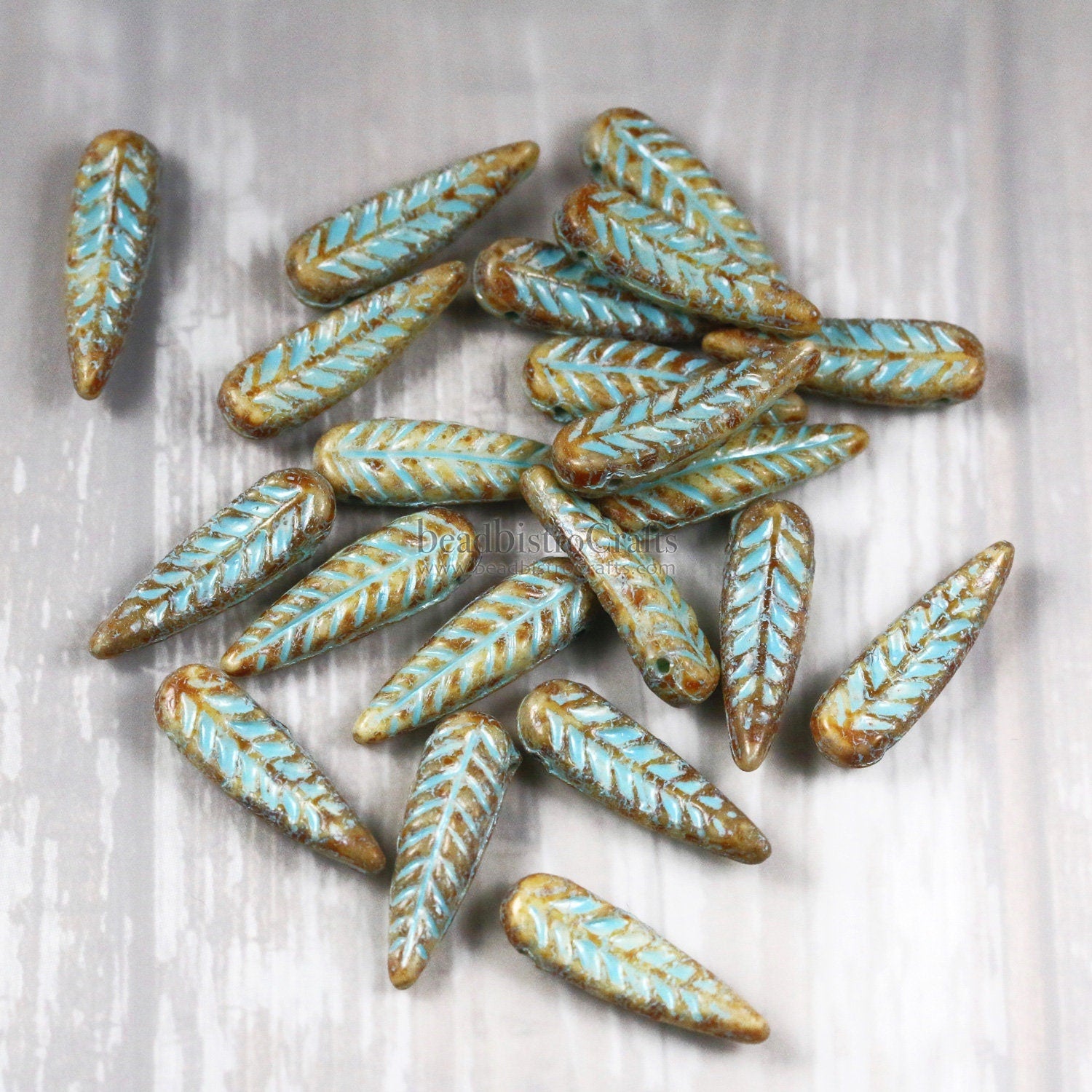 Czech Glass Bird Feather beads - 16 or 48pcs - Alabaster TRAVERTINE TURQUOISE Green Wash - 5x17mm - Czech glass Feather Daggers [B-6]