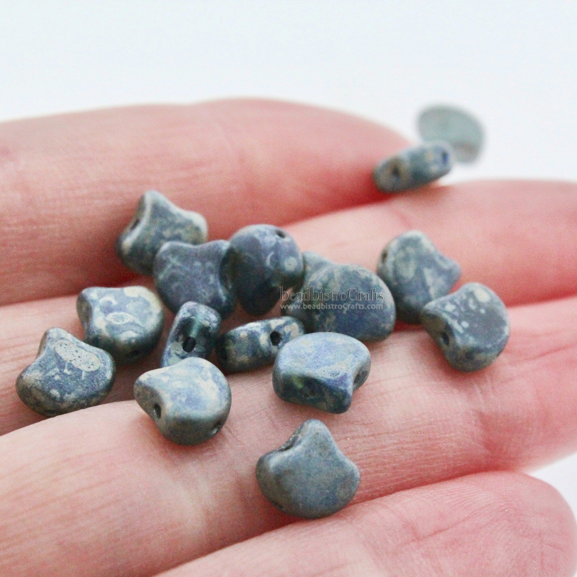 30pcs Czech 2-hole GINKO beads - Ginko Duo - Sapphire MATTE REMBRANDT Ginko bead - 7.5x7.5mm