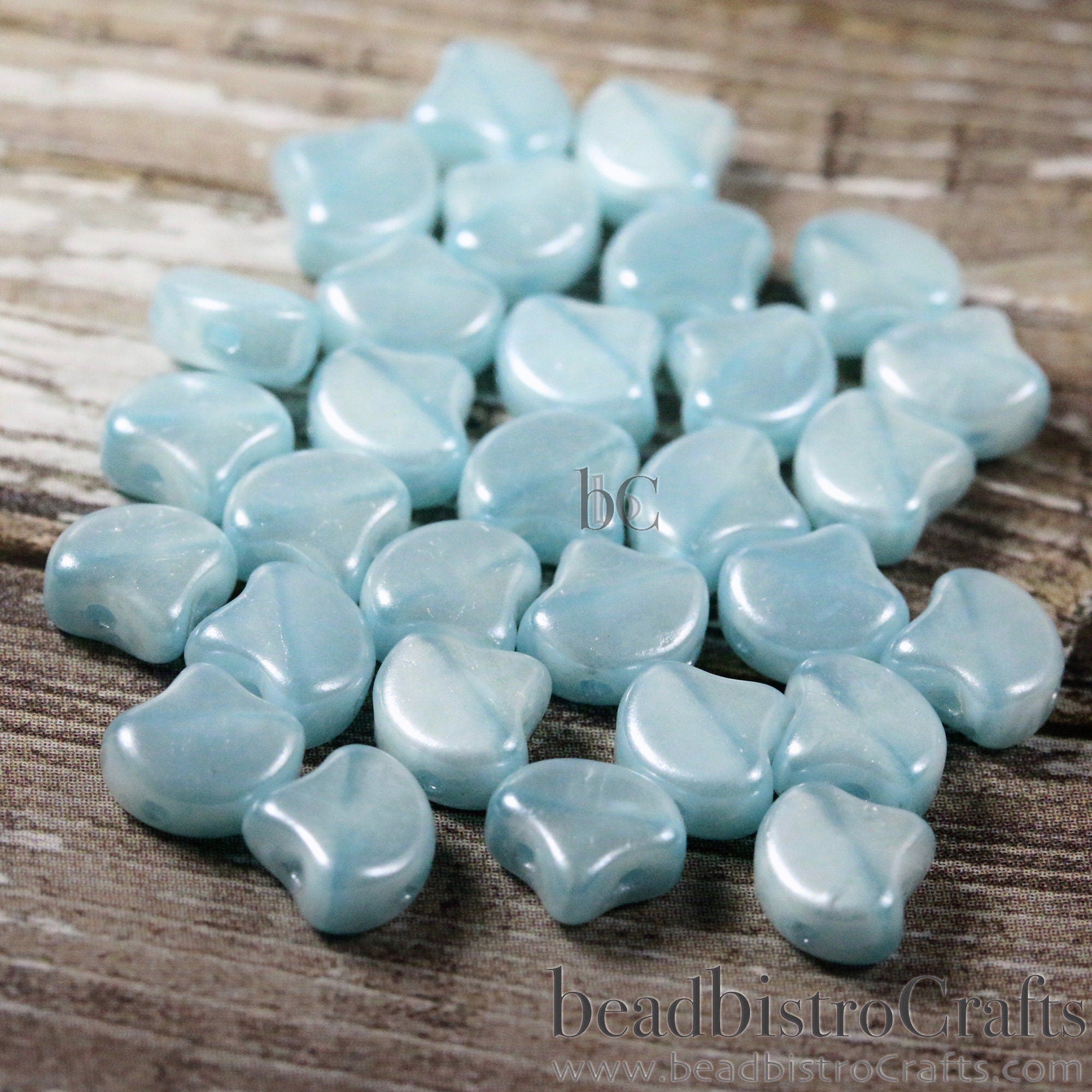 30pcs Czech 2-hole GINKO beads - Ginko Duo - Opal Aqua WHITE LUSTER Ginko bead - 7.5x7.5mm