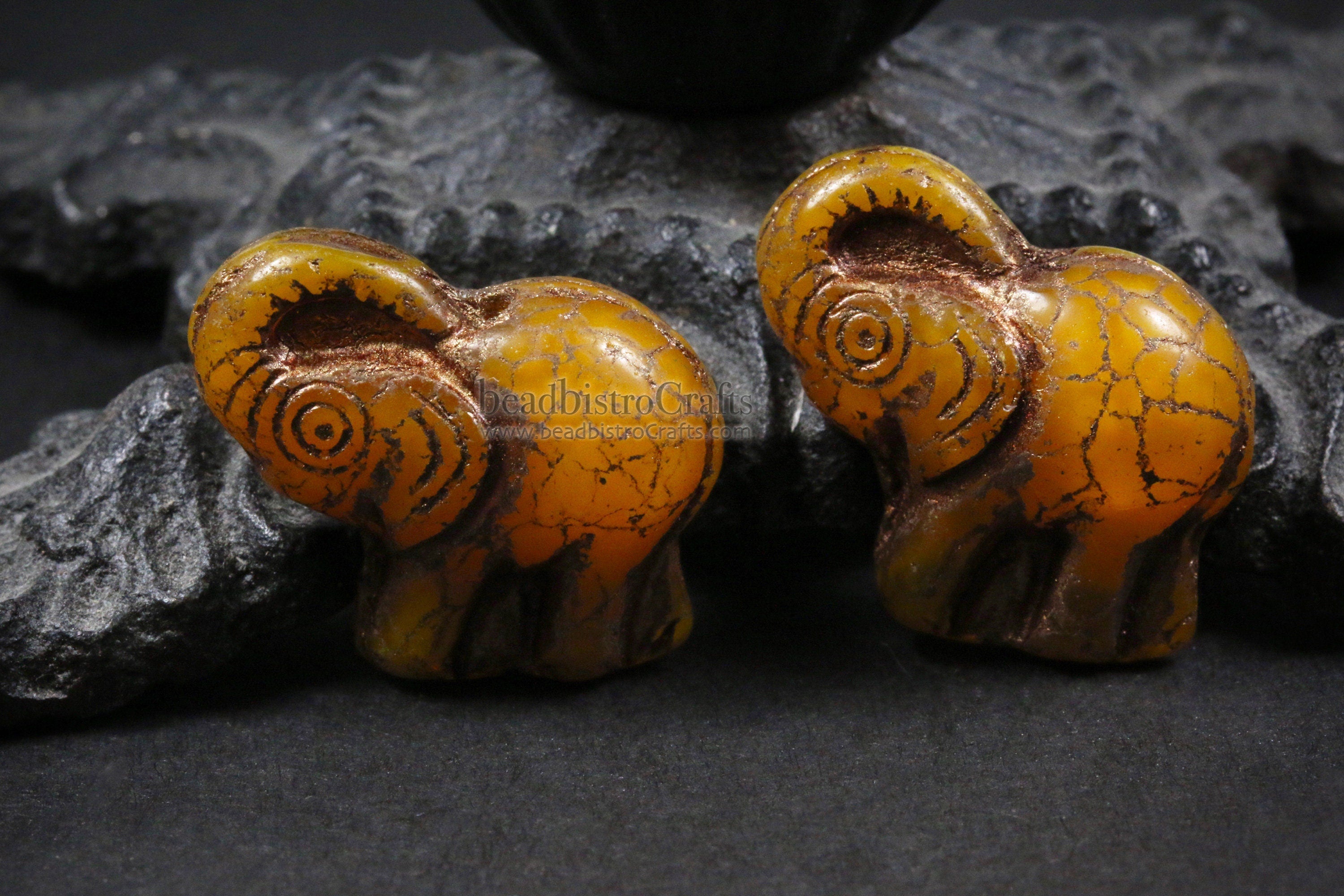 2pcs ELEPHANTS * Czech Glass Pressed Bead - OPALESCENT Butterscotch Antique BRONZE Wash - 20mm Happy Elephant Beads