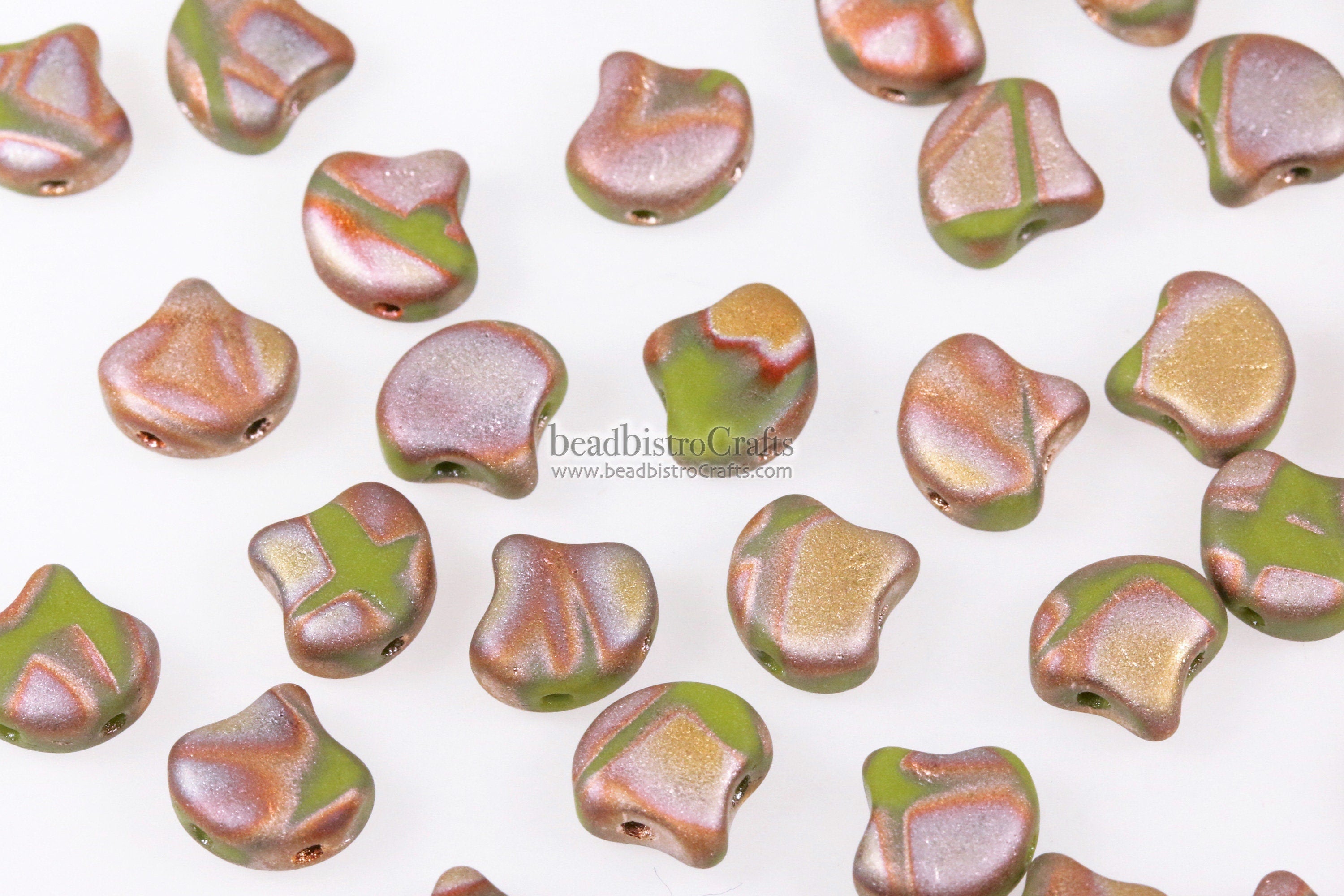 30pcs Czech 2-hole GINKO beads - Ginko Duo - Opaque Green Full CAPRI Gold Matte BATIK * Ginko bead - 7.5x7.5mm