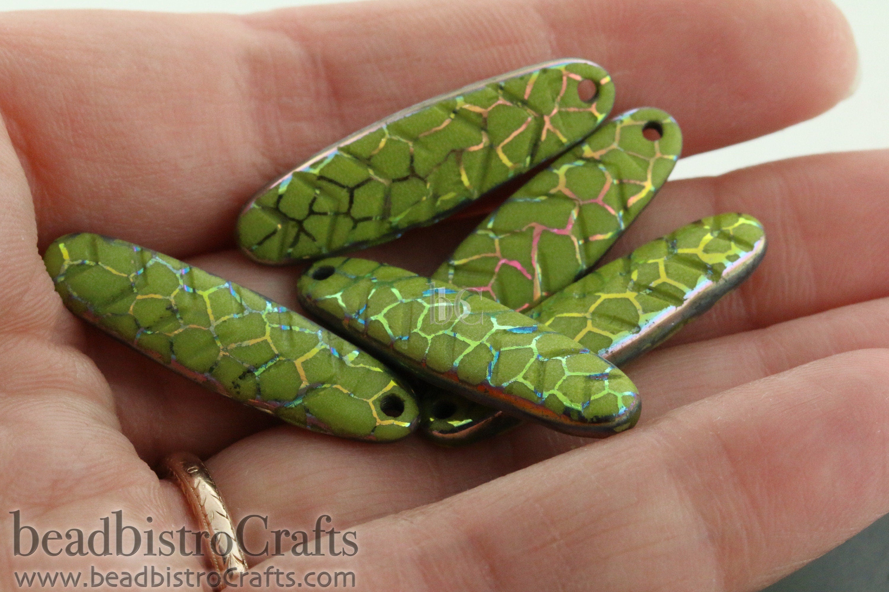 2pcs Laser Tattoo CHEVRON DAGGERS * Original Czech Glass Beads - Opaque Olive Vitrail CRACKLE - 30x9mm Dagger Beads front drill - 0.9mm hole