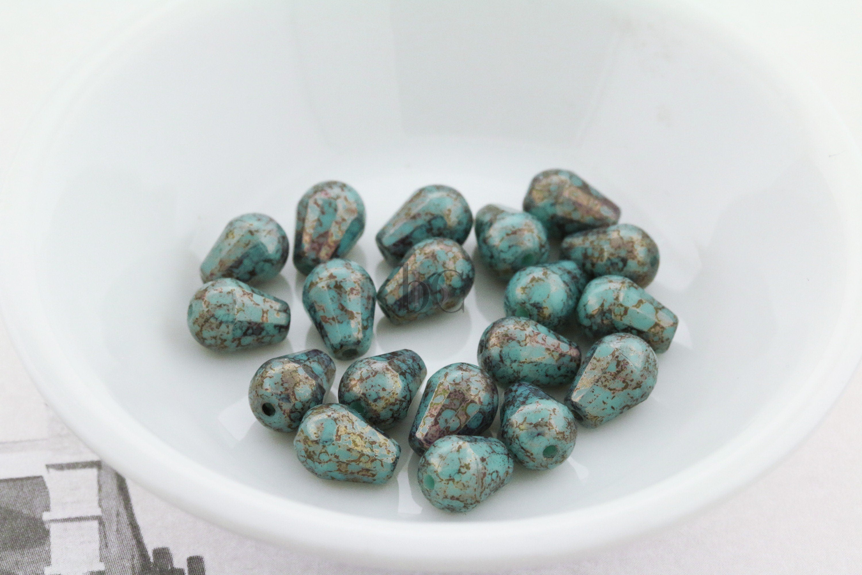 Facetted Glass Drop beads - 19pcs or 57pcs Opaque Turquoise BRONZE TERACOTA PURPLE facetted Czech glass bead - 8x6mm