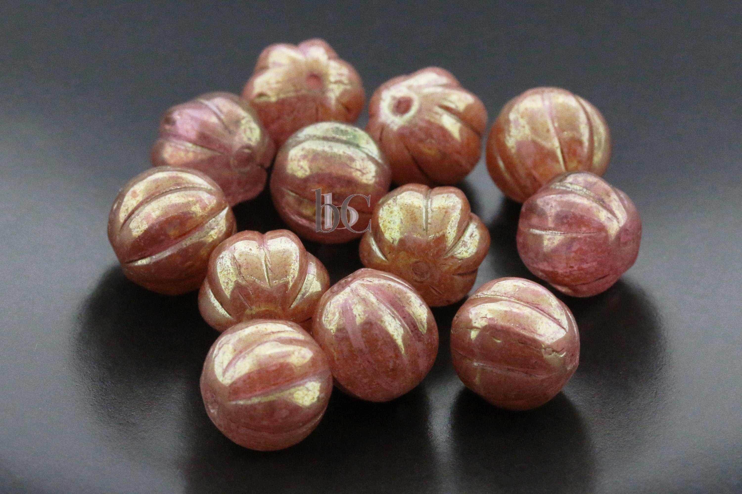 8mm Czech glass Melon round bead - 12pcs Luminescent Burnt Coral GOLDEN LUSTERED - 8mm Melon beads