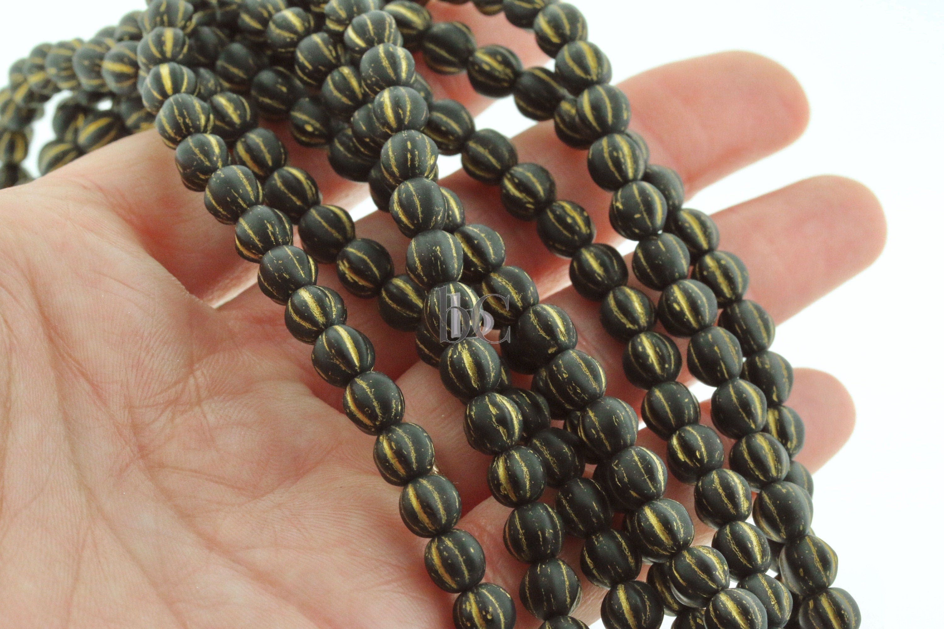 6mm Czech glass Melon round bead - 35 or 105pcs Matte Black with GOLD Wash - 6mm Melon beads