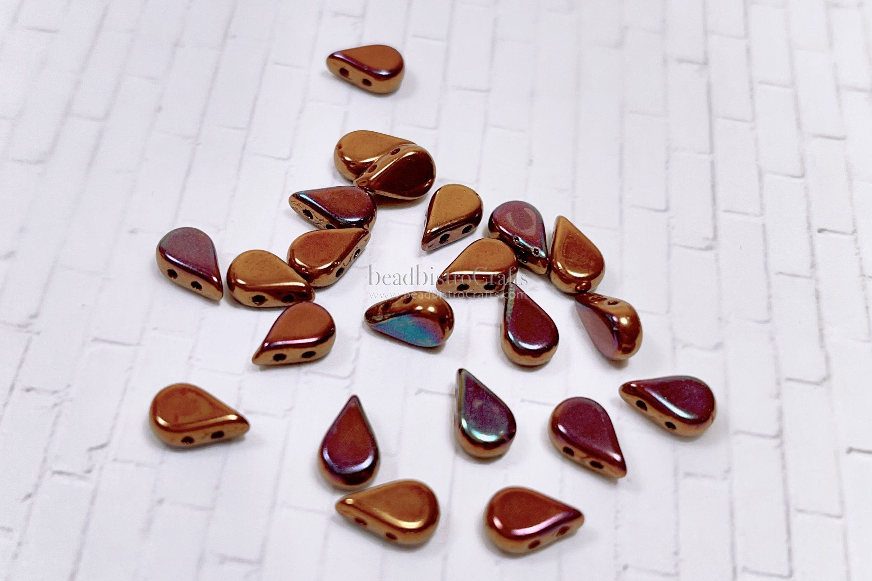30pcs Czech AMOS® Par Puca® beads - 2 hole beads - Opaque Coral Red IRIS LUSTER - 5x8mm - drop beads