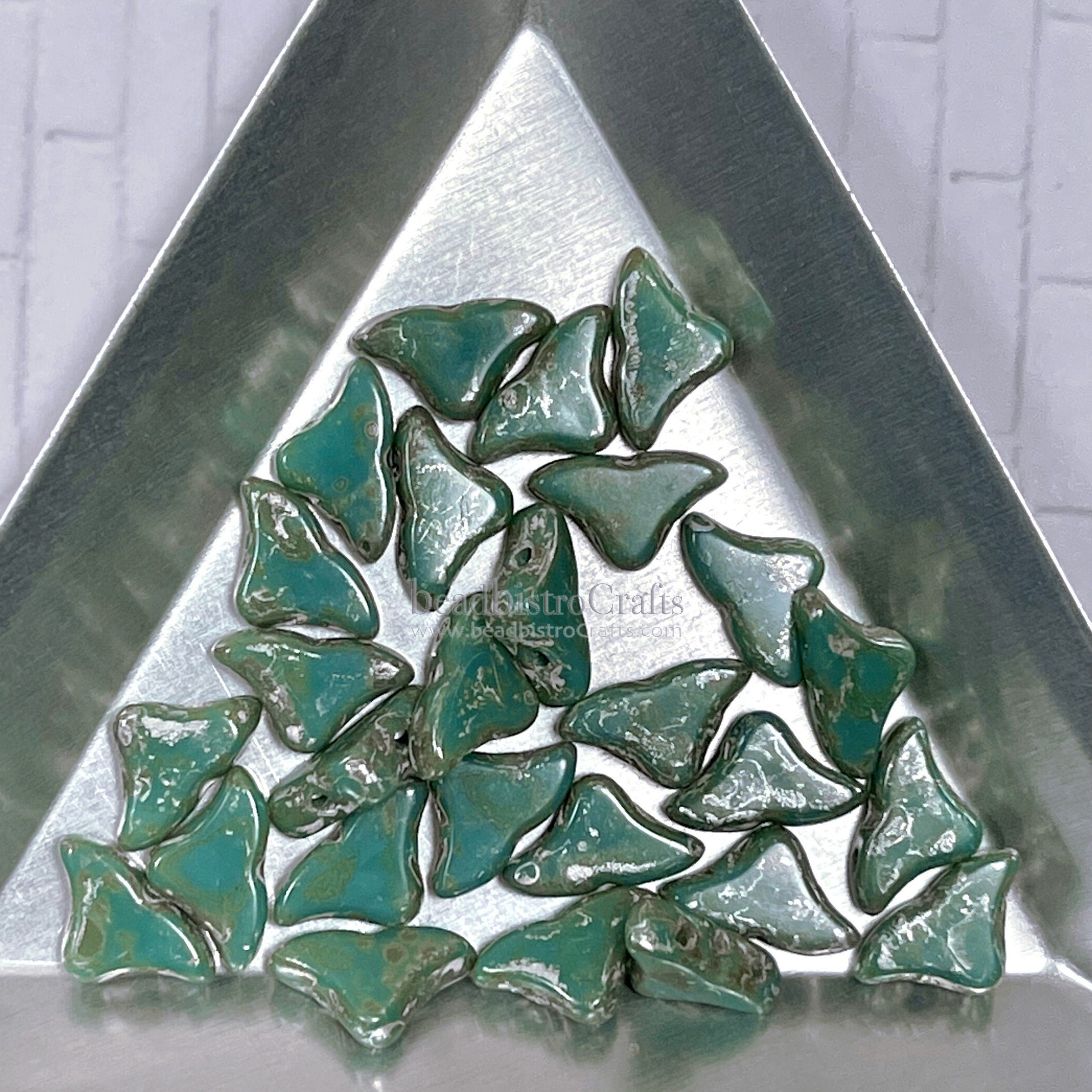 30pcs Czech HELIOS® Par Puca® beads - 2 hole beads - Opaque Green Turquoise NEW PICASSO - 6x10mm
